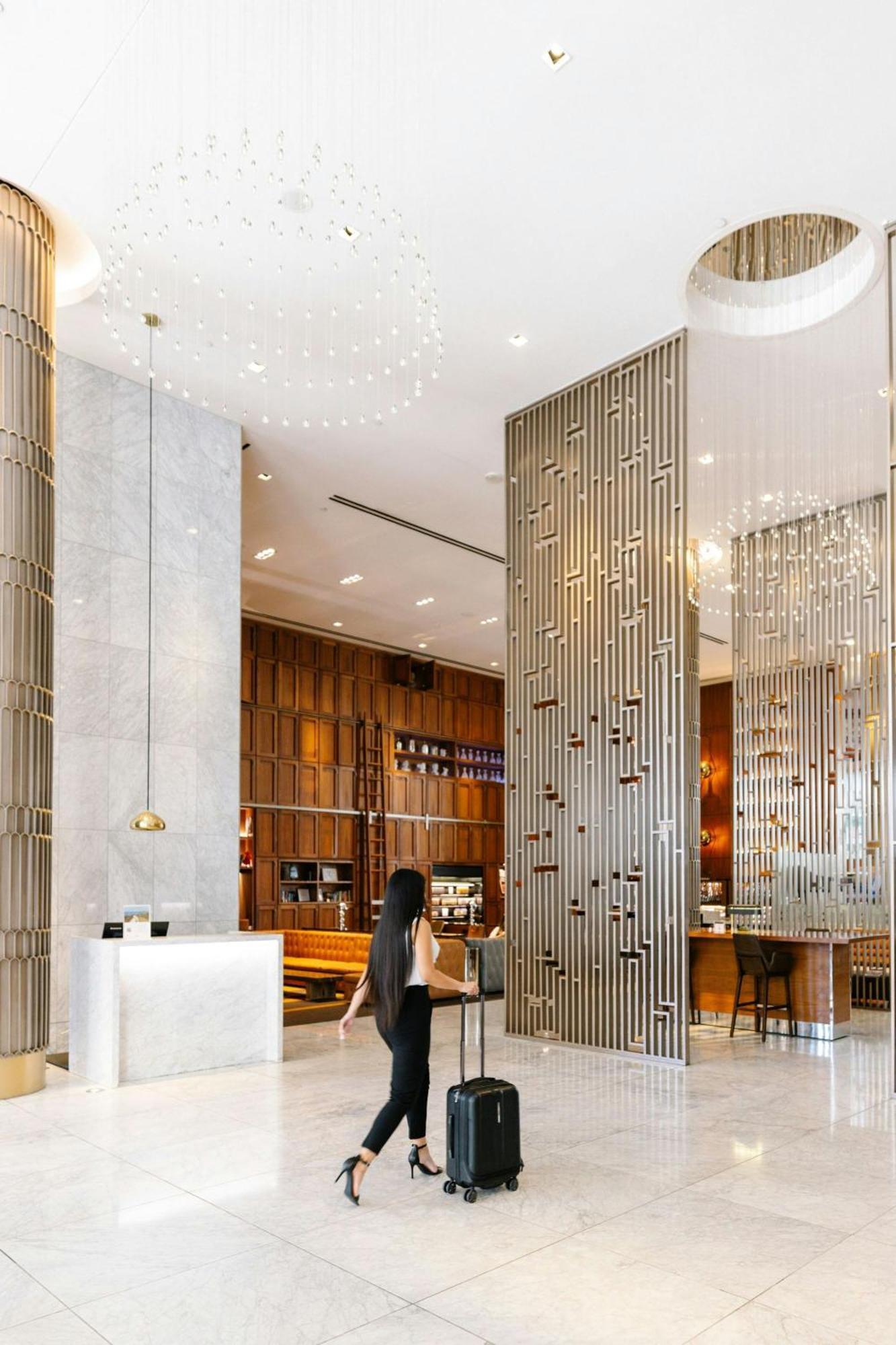 Sheraton Grand Лос-Анджелес Экстерьер фото